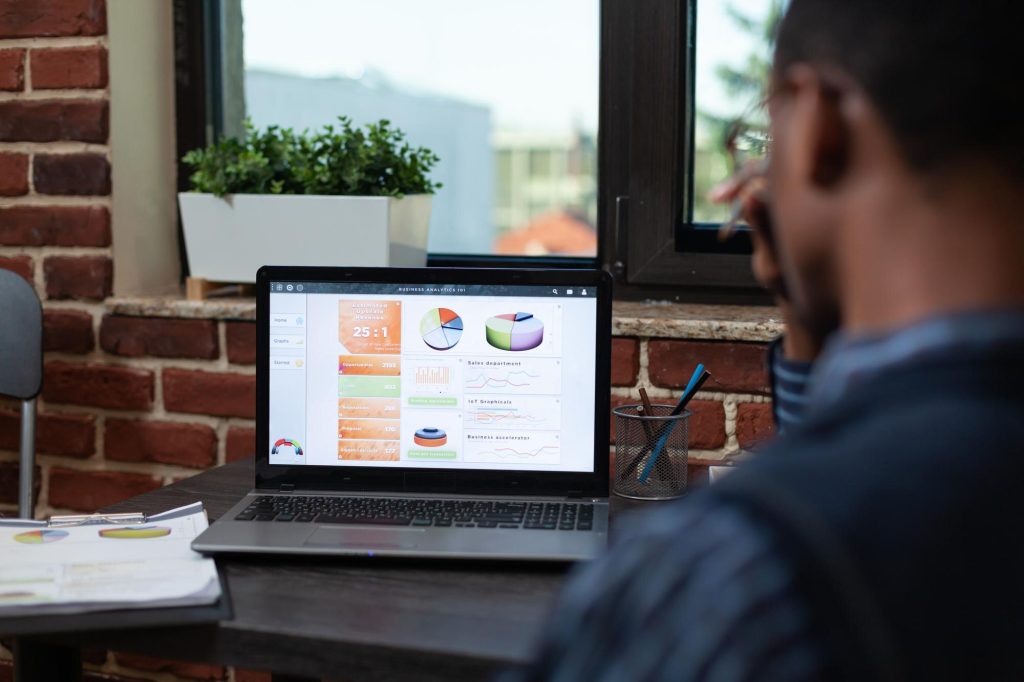 Why One Landing Page Doesn’t Work for Both Cold Traffic and Remarketing